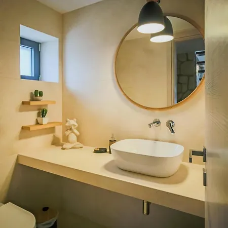 Iris Luxury Villas Keri