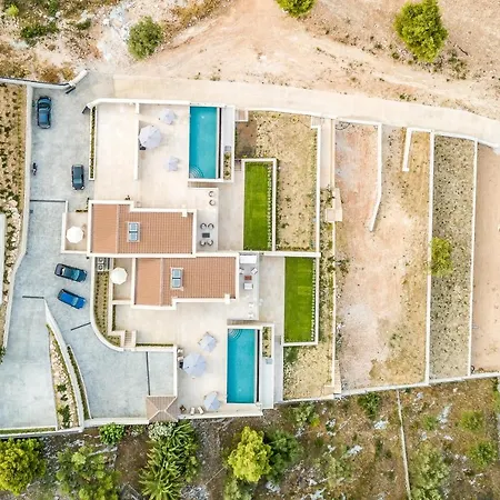 Iris Luxury Villas Villa Keri