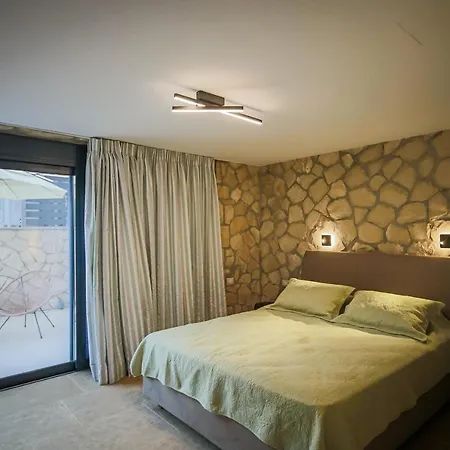 Iris Luxury Villas Κερί