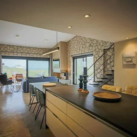 Iris Luxury Villas