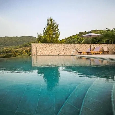 Iris Luxury Villas 빌라 Keri